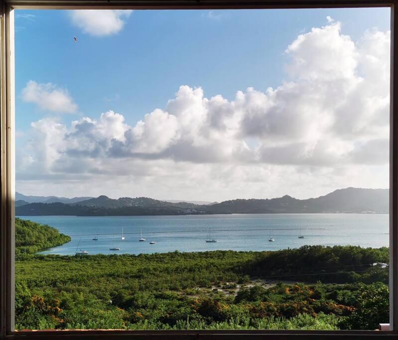 Vue Sur Mer A La Villa Parme Le Robert Kültér fotó